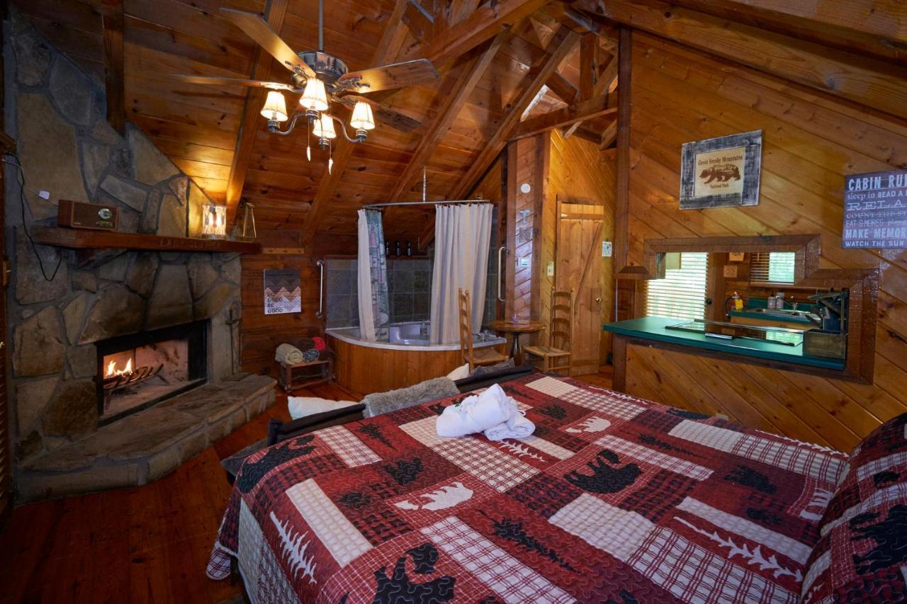 Gatlinburg Area Hottub Cabin - Ladyslipper Sevierville Ngoại thất bức ảnh